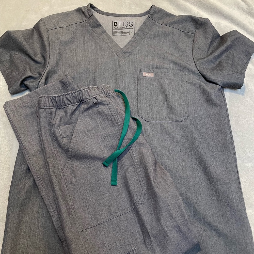 Men’s Figs Scrubs